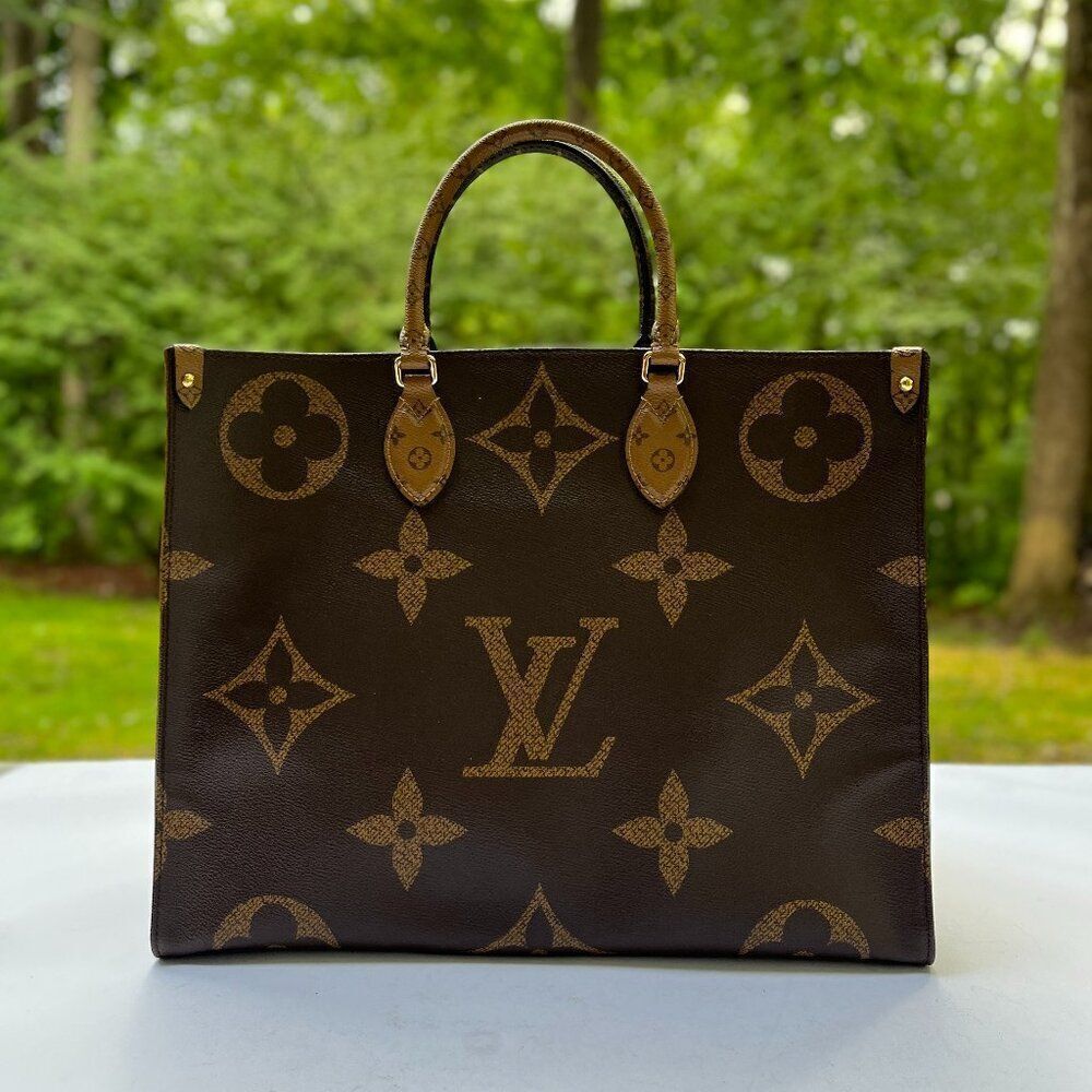 Louis Vuitton Limited Edition Giant Monogram Reverse Onthego GM Tote Shoulder Ha